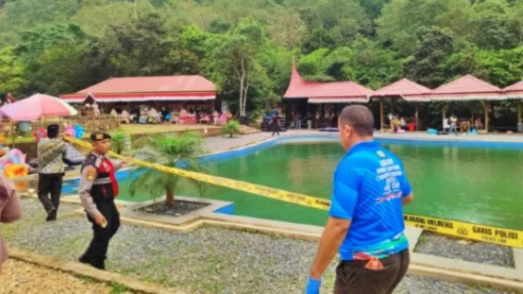 Hanya 5 Minit! Dua Kanak-Kanak Lemas Di Kolam Dewasa, Kelalaian Kecil Yang Meragut Nyawa