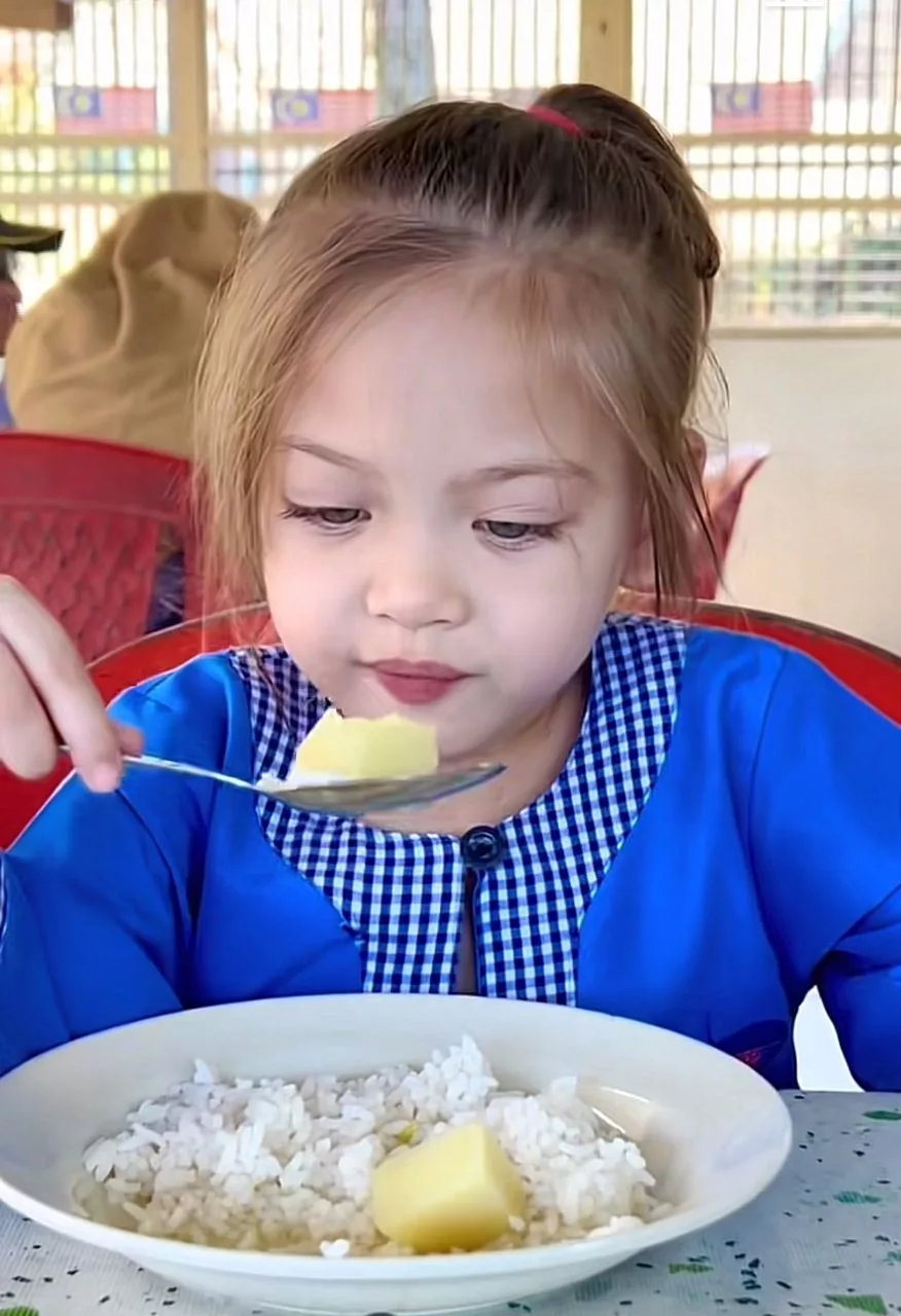 Tular Video Anak Tadika Bermata Kelabu, Raih 5 Juta Tontonan