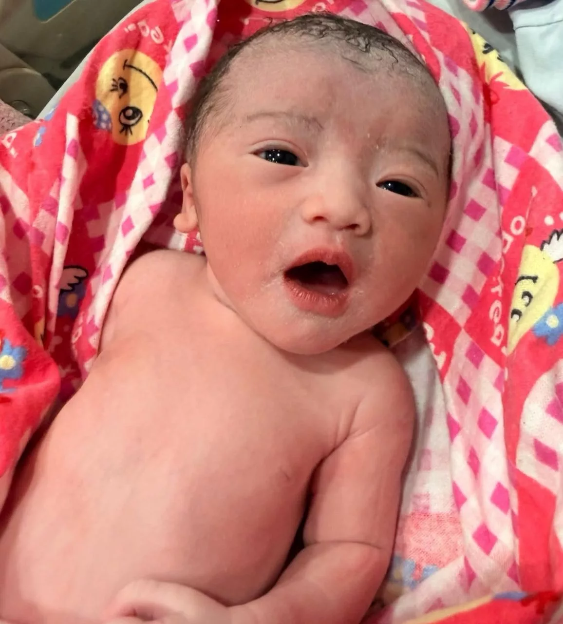 Syifa Melvin Kongsi Wajah Anak Kedua, Cantik Betul Kening Suci Suleiman 18 Syifa Melvin Kongsi Wajah Anak Kedua, Cantik Betul Kening Suci Suleiman