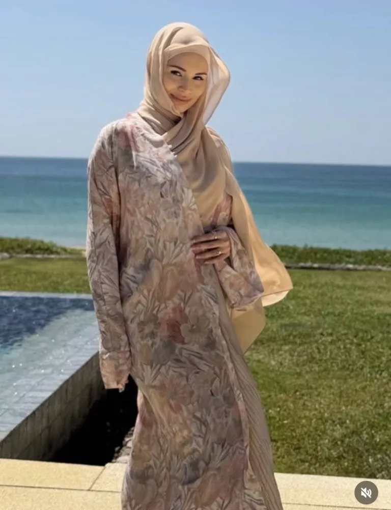 Izara Aishah Kongsi Cabaran Hamil Anak Ketiga, Mudah Pening & Hampir Pitam, “Rupanya Girl Juga” 7 Izara Aishah Kongsi Cabaran Hamil Anak Ketiga, Mudah Pening & Hampir Pitam, “Rupanya Girl Juga”