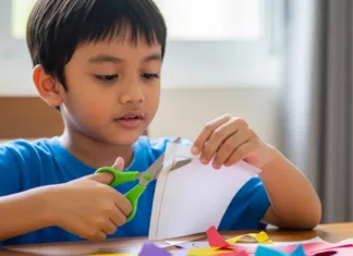 Motor Halus Kanak-Kanak Semakin Lemah? Guru Bimbang Murid Tahun 1 Tak Tahu Guna Gunting & Koyak Kertas!