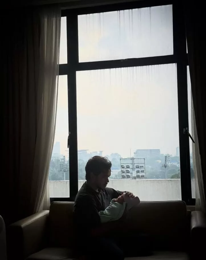 Alif Satar Timang Cahaya Mata Keempat, “Selamat datang Aleyya Fajr”