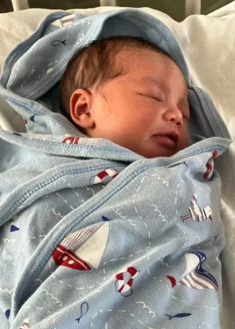 Isteri Nak Bersalin Sangkut Jalan Sesak, Enam Rider Muncul Jadi Wira! 6 Isteri Nak Bersalin Sangkut Jalan Sesak, Enam Rider Muncul Jadi Wira!