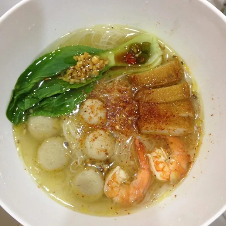 Bihun Sup Chinese Style Paling Sedap & Mudah, Resipi Padu Untuk Anak Datang Beraya!