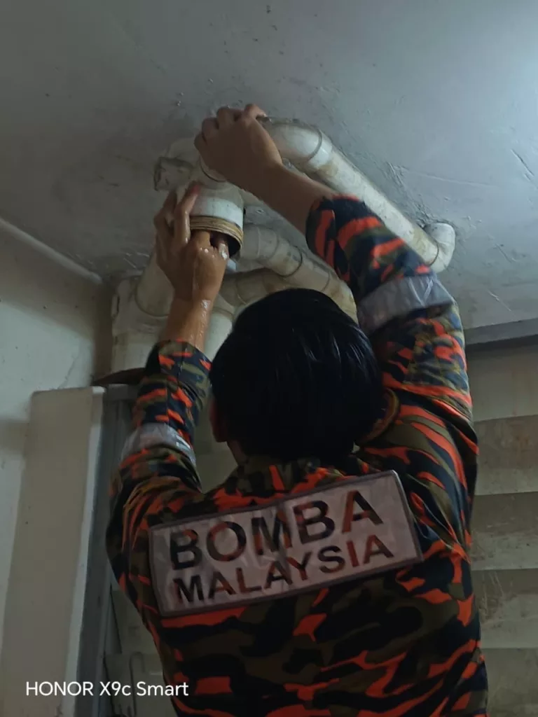 Kaki Anak 2 Tahun Tersepit Dalam Paip, Bilik Air Rupanya Paling Berisiko