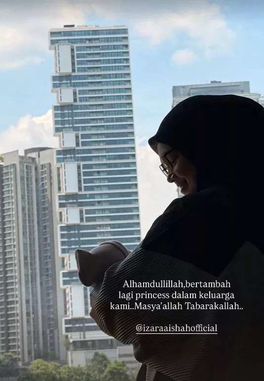 Izara Aishah Selamat Bersalin Anak Ketiga, “Bertambah Lagi Puteri Dalam Keluarga Kami”
