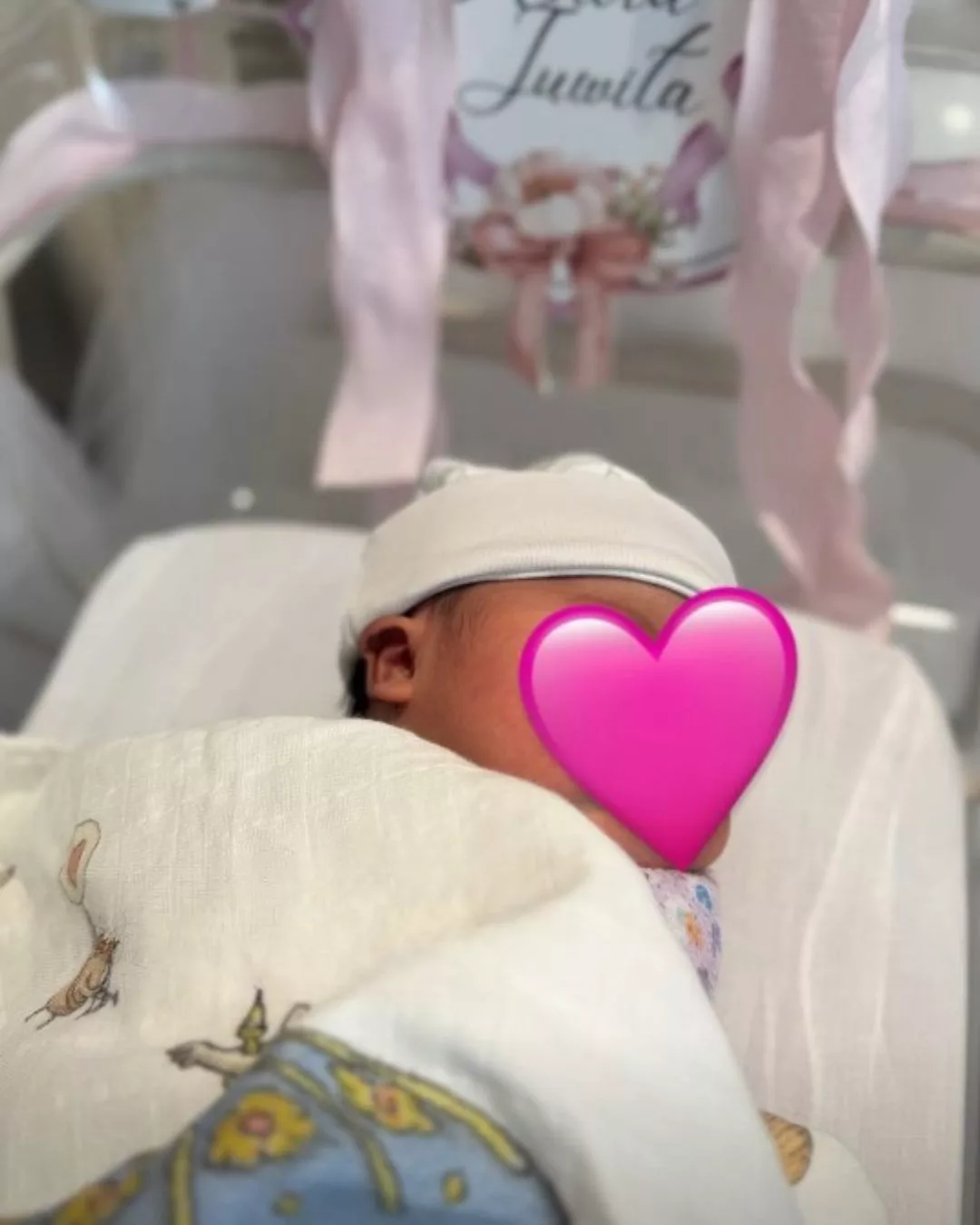 Akira Juwita Zahra Jadi Rezeki Hebat Shuib & Watie, Raih RM81K Dalam Live! 7 Akira Juwita Zahra Jadi Rezeki Hebat Shuib & Watie, Raih RM81K Dalam Live!