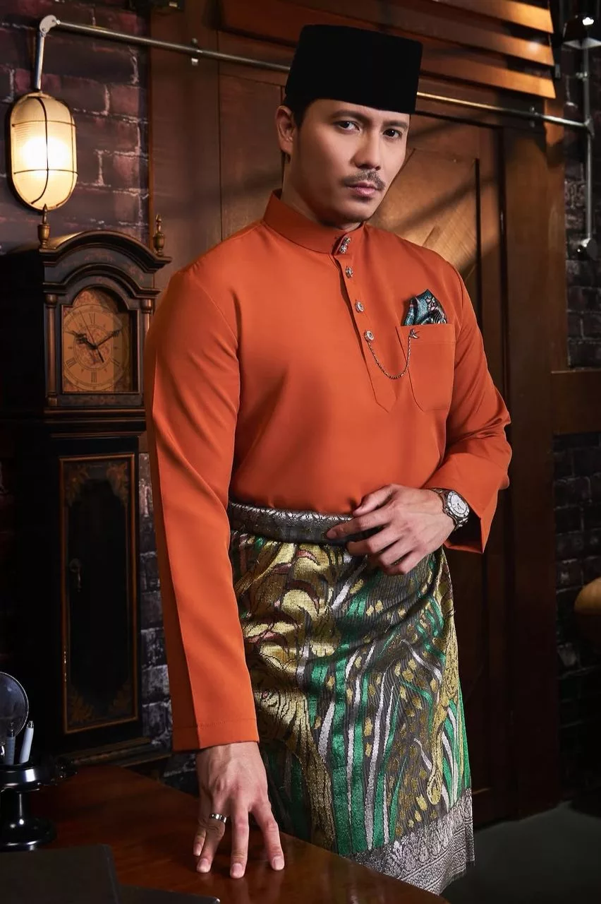 Anak Jadi Isu? Permohonan Saman Fattah Amin Terhadap Fazura Ditolak Mahkamah 7 Anak Jadi Isu? Permohonan Saman Fattah Amin Terhadap Fazura Ditolak Mahkamah