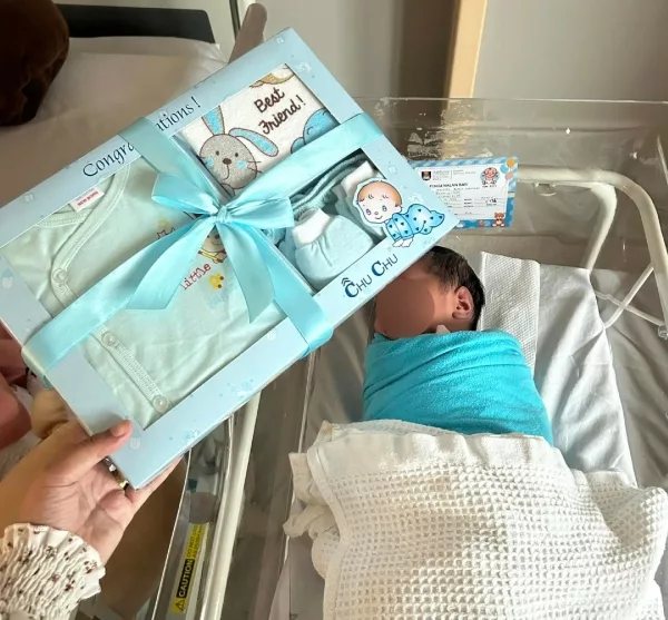 Bayi Ekspres! Ibu Tak Sedar Diri Hamil, Sakit Perut Terus Bersalin!