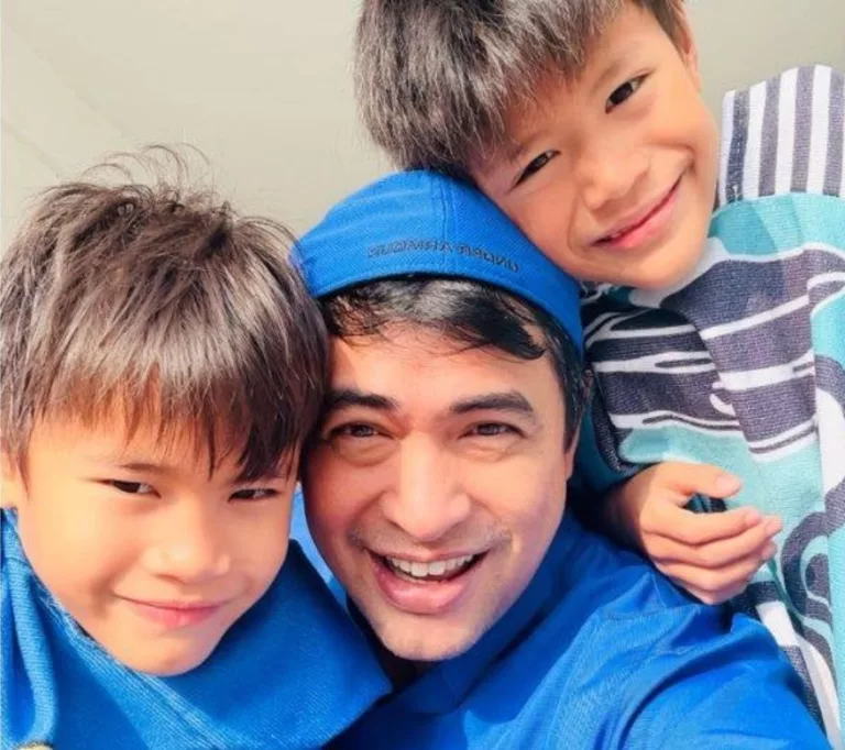 Anak Kembar Dr Sheikh Muszaphar Rangkul Pingat Antarabangsa, Umur 4 Tahun Dah Mula Belajar Matematik! 8 Anak Kembar Dr Sheikh Muszaphar Rangkul Pingat Antarabangsa, Umur 4 Tahun Dah Mula Belajar Matematik!