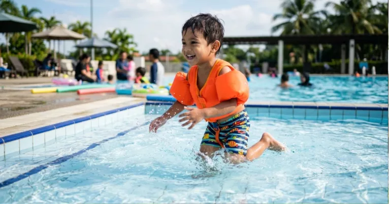 Anak Demam Lepas Mandi Kolam? Ini Punca Sebenar Ramai Ibu Ayah Masih Tak Tahu!