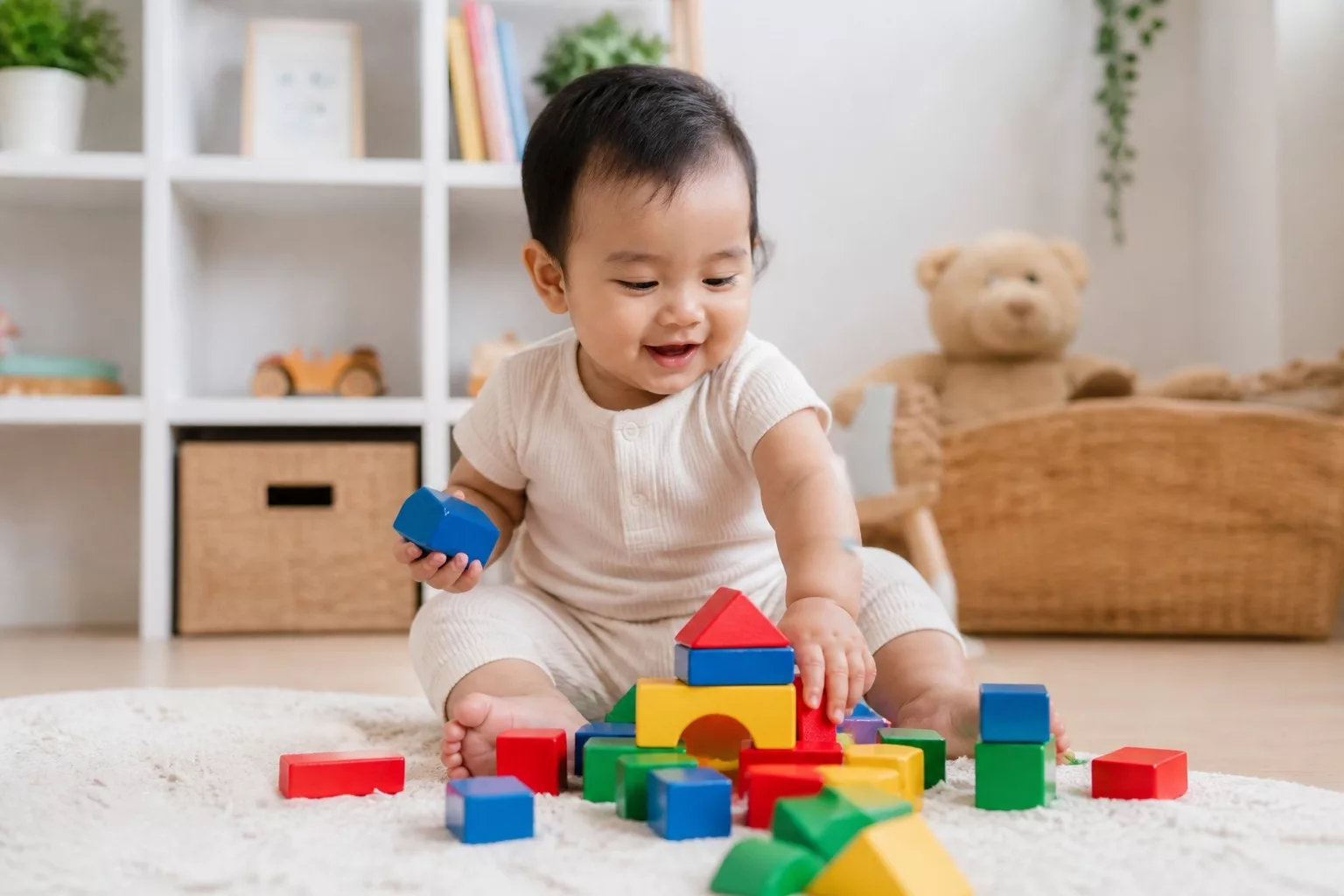 Warna Hitam Putih Bayi Lebih Penting? Fakta Mengejutkan Ramai Ibu Ayah Tak Tahu