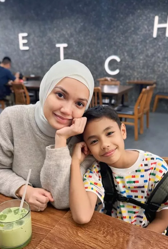 Puteri Sarah Liyana Bangkit Kuat Demi Anak-Anak, ” Lima Tahun Saya Bertahan”