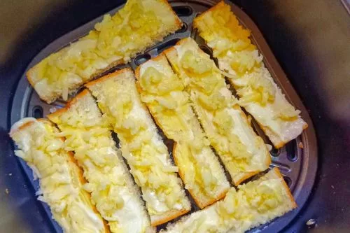 Roti Mayo Keju Tarik Paling Lazat & Mudah, Anak Mesti Suka! 8 Roti Mayo Keju Tarik Paling Lazat & Mudah, Anak Mesti Suka!