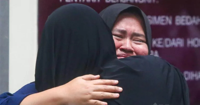 Kemalangan SUV Sungai Petani: Ibu Kanak-Kanak 7 Tahun Tak Sangka Perasaan Tak Sedap Hati Jadi Kenyataan! 7 Kemalangan SUV Sungai Petani: Ibu Kanak-Kanak 7 Tahun Tak Sangka Perasaan Tak Sedap Hati Jadi Kenyataan!