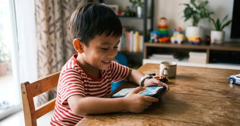 Keselamatan Anak, MyKad Baharu & Pasport Ditangguhkan Antara Perubahan Penting Bermula 1 Jun 2026! 6 Keselamatan Anak, MyKad Baharu & Pasport Ditangguhkan Antara Perubahan Penting Bermula 1 Jun 2026!