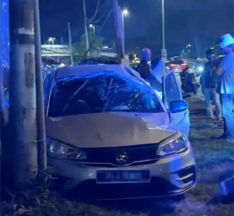 Syukur Selamat, Bayi Berusia Sebulan Tercampak Keluar Dari Kereta 4 Syukur Selamat, Bayi Berusia Sebulan Tercampak Keluar Dari Kereta