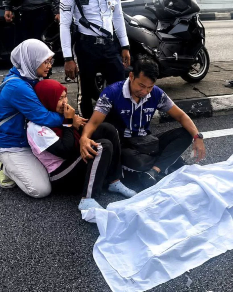 Kanak-kanak Perempuan 8 Tahun Maut, Ibu Bapa Cedera Dalam Kemalangan Motosikal