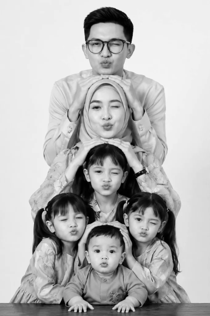 Hanya Upload Gambar Asal Kepada ChatGPT! Hasil Memang Cantik, Wanita Ini Kongsi Cara Nak Prompt! 12 Hanya Upload Gambar Asal Kepada ChatGPT! Hasil Memang Cantik, Wanita Ini Kongsi Cara Nak Prompt!