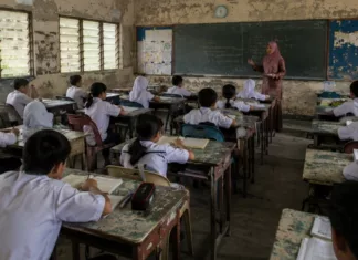 Sekolah Daif: Lebih 1,000 Sekolah Tidak Selamat, Keselamatan Anak-Anak Perlu Jadi Keutamaan