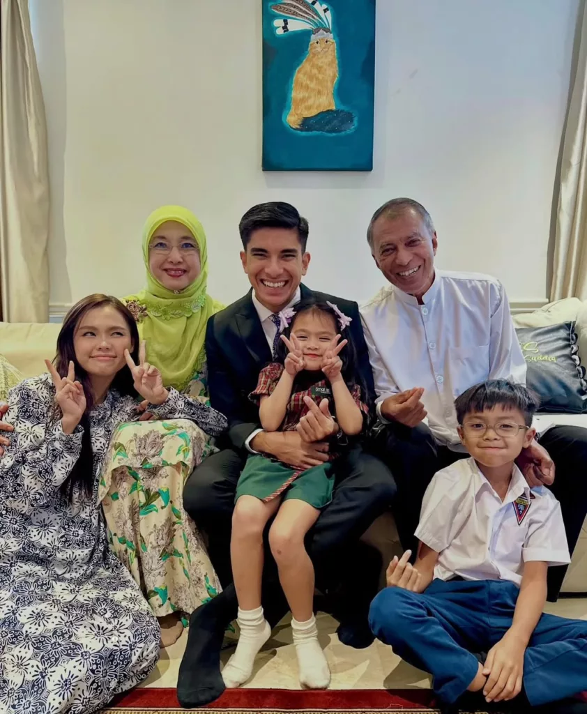 Tak Lama Lagi Ayden & Ara Duduk Serumah Dengan ‘Daddy’, Syed Saddiq  Dapat Lampu Hijau Kahwini Bella