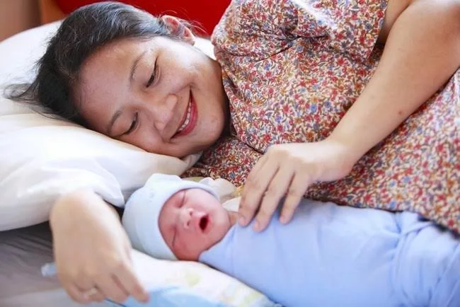 Nurse Datang Rumah Masa Pantang, Bukan Saja-Saja, Ini Yang Ibu Kena Tahu 4 Nurse Datang Rumah Masa Pantang, Bukan Saja-Saja, Ini Yang Ibu Kena Tahu