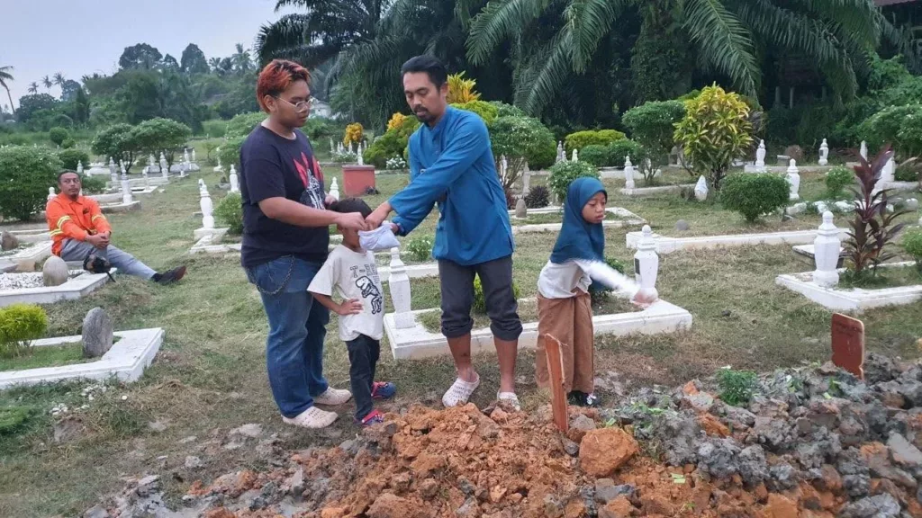 Ibu Anak Tiga Sangka Sakit Kepala Biasa, Rupanya Ada Tumor Otak 7 Ibu Anak Tiga Sangka Sakit Kepala Biasa, Rupanya Ada Tumor Otak