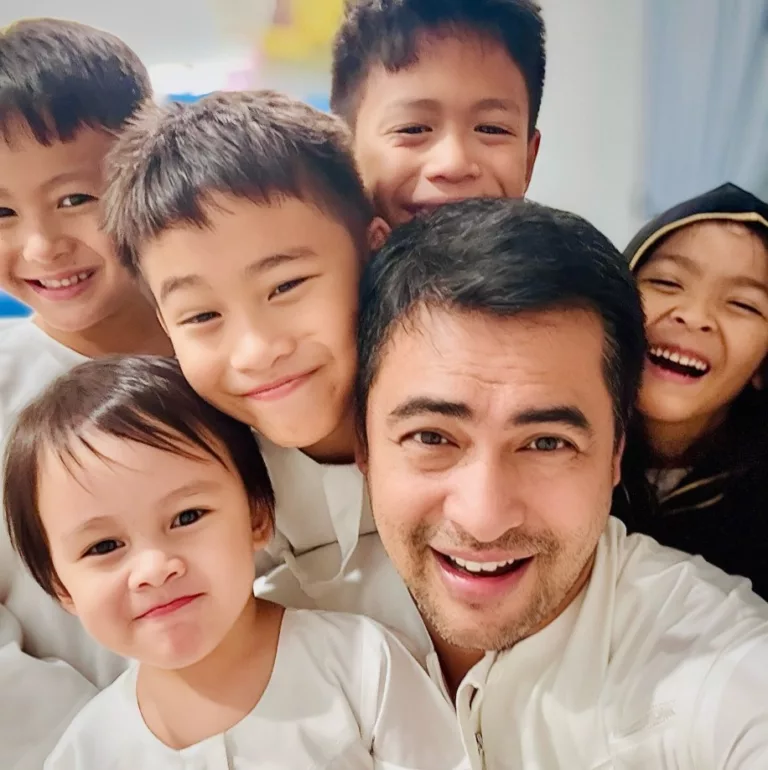 Khatam Al-Quran Usia Lima Tahun, Anak Dr Sheikh Muszaphar Catat Pencapaian Membanggakan! 8 Khatam Al-Quran Usia Lima Tahun, Anak Dr Sheikh Muszaphar Catat Pencapaian Membanggakan!