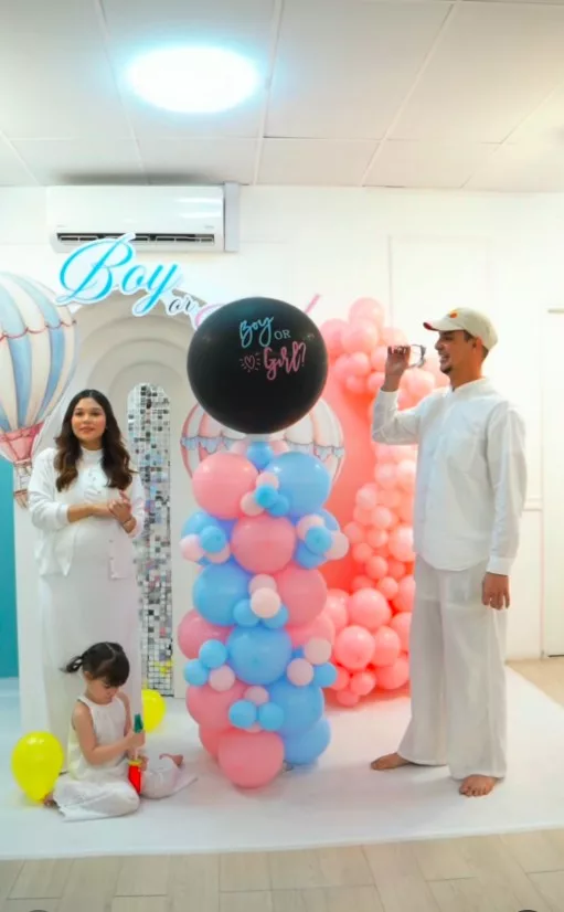 Harris Annuar Bakal Timang Anak Lelaki, Asha Merican Lama Simpan Rahsia Jantina Anak Kedua! 6 Harris Annuar Bakal Timang Anak Lelaki