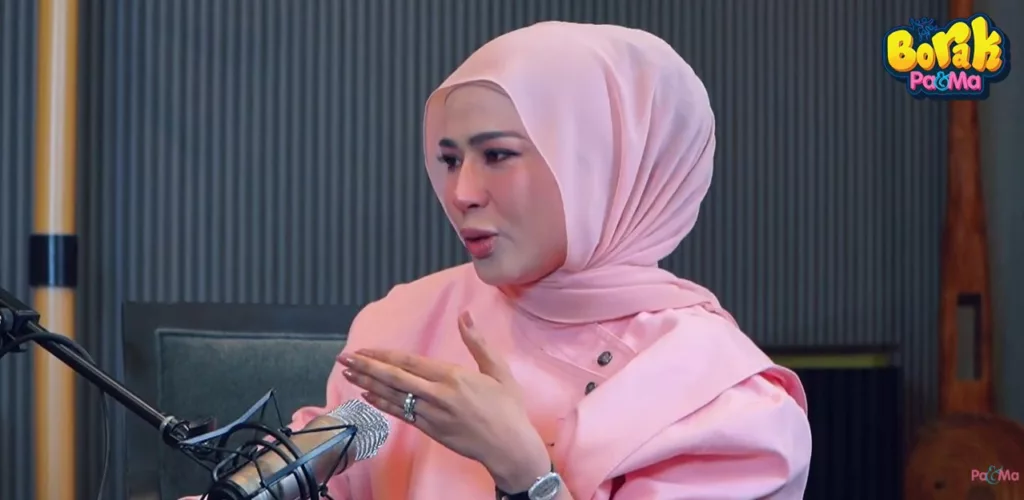 “Saya Takut Bila Ada Anak Sendiri, Hati Saya Akan Berubah” Madammu Kongsi Dilema Besarkan 3 Anak Tiri 13 “Saya Takut Bila Ada Anak Sendiri, Hati Saya Akan Berubah” Madammu Kongsi Dilema Besarkan 3 Anak Tiri