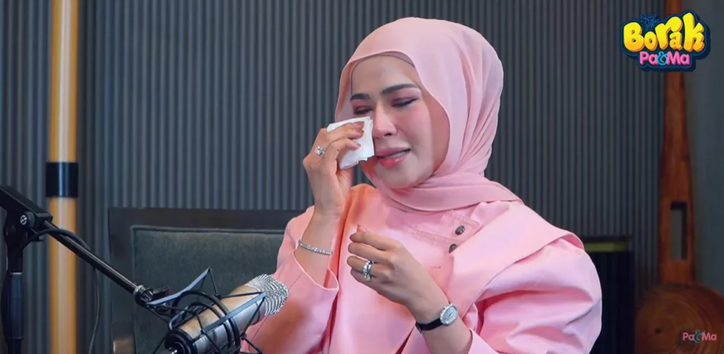 “Saya Takut Bila Ada Anak Sendiri, Hati Saya Akan Berubah” Madammu Kongsi Dilema Besarkan 3 Anak Tiri 12 “Saya Takut Bila Ada Anak Sendiri, Hati Saya Akan Berubah” Madammu Kongsi Dilema Besarkan 3 Anak Tiri