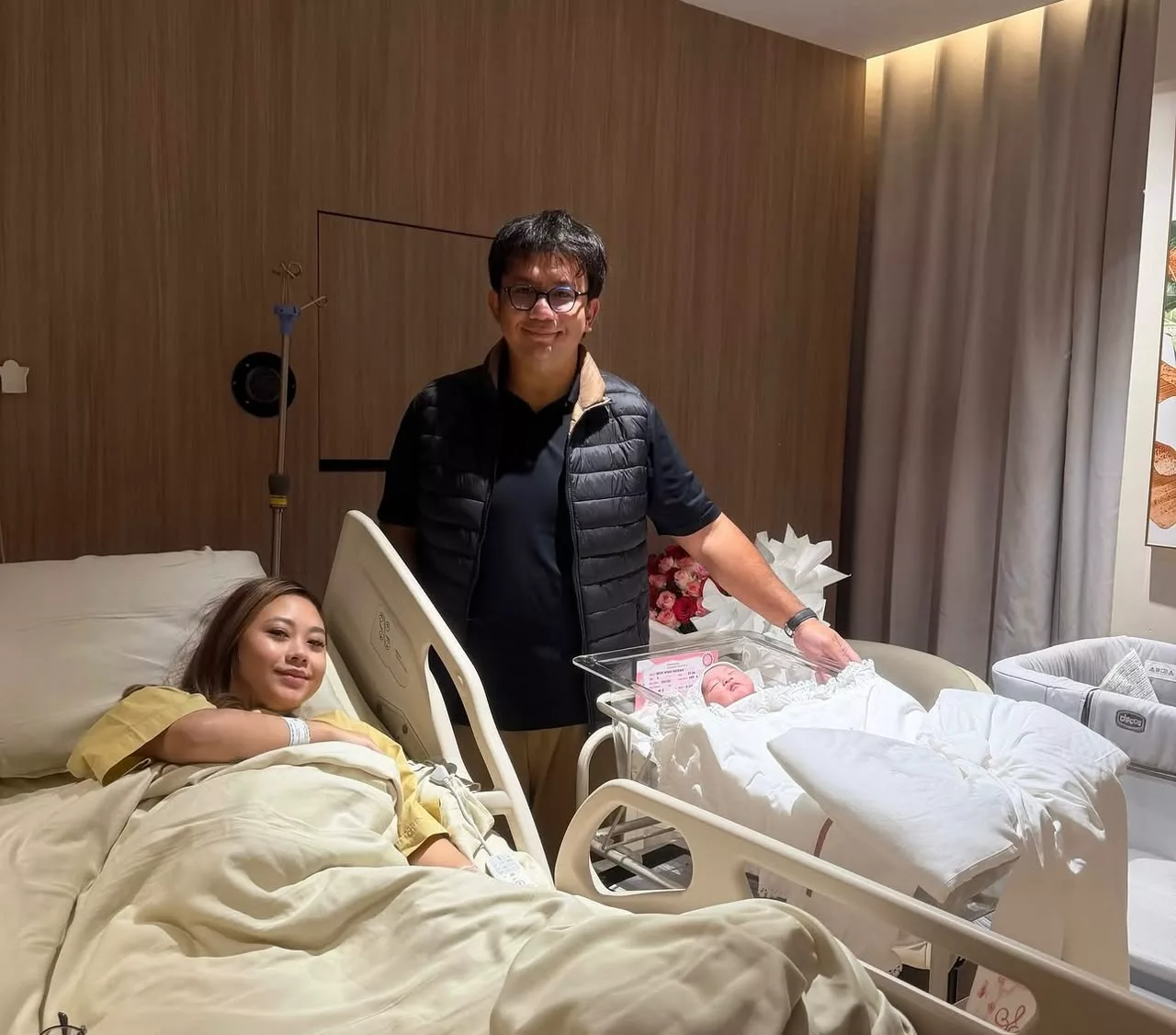 Intan Najuwa Luah Ayat Cinta Buat Suami, “Awak Ada Untuk First Walk Saya Selepas Bersalin..." 9 Intan Najuwa Luah Ayat Cinta Buat Suami, “Awak Ada Untuk First Walk Saya Selepas Bersalin..."