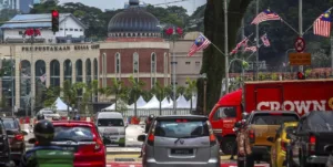 Nak Bawa Anak Tengok Perarakan Merdeka, Ibu Ayah Semak Jalan Ditutup & Laluan Ke Putrajaya 5 Nak Bawa Anak Tengok Perarakan Merdeka, Ibu Ayah Semak Jalan Ditutup & Laluan Ke Putrajaya