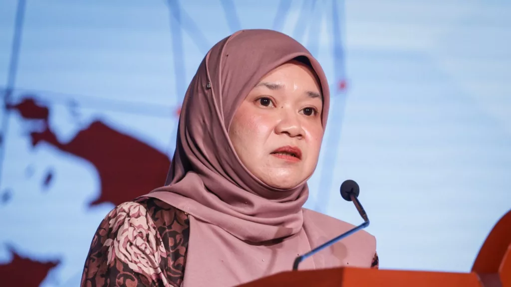 Jerebu Makin Teruk: KPM Ambil Langkah Prihatin , Ibu Bapa Dibenarkan Tidak Hantar Ke Sekolah 3 Jerebu Makin Teruk: KPM Ambil Langkah Prihatin , Ibu Bapa Dibenarkan Tidak Hantar Ke Sekolah