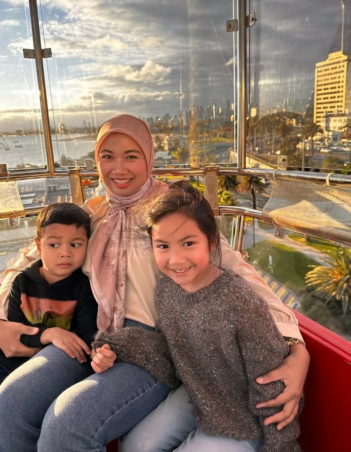 Dua Anak Kongsi Tarikh Lahir 9 September, Luahan Shuhada Shukri Undang Sebak! 3 Dua Anak Kongsi Tarikh Lahir 9 September, Luahan Shuhada Shukri Undang Sebak!