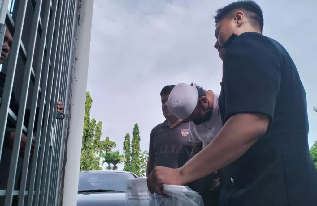 Sampai Hati! Guru KAFA Terima Hukuman, Tendang Murid Hingga Gusi Cedera 3 Sampai Hati! Guru KAFA Terima Hukuman, Tendang Murid Hingga Gusi Cedera