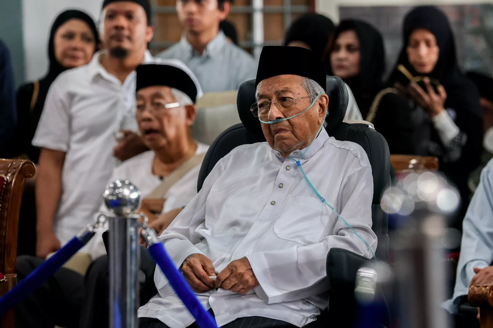 Tun Dr Mahathir Dimasukkan Ke IJN Untuk Pemerhatian, Keadaan Stabil! 4 Tun Dr Mahathir Dimasukkan Ke IJN Untuk Pemerhatian