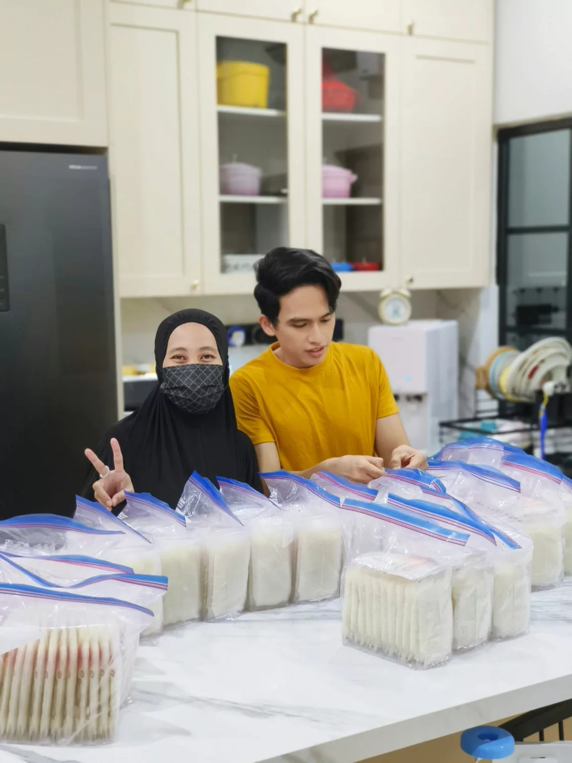 Susu Ibu Jadi Serbuk, Usaha Hebat Suami Isteri Elak Stok Membazir 4 Susu Ibu Jadi Serbuk, Usaha Hebat Suami Isteri Elak Stok Membazir