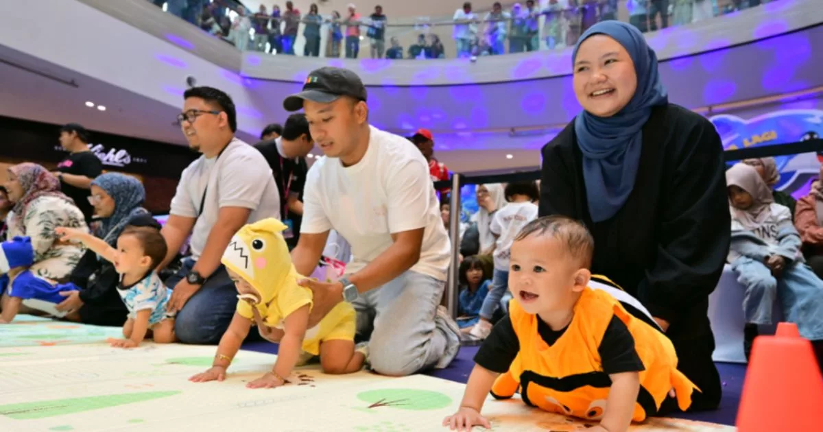 130 Bayi Meriahkan Baby Merangkak Race Pa&Ma X Simpan SSPN 2026 Bertemakan “Di Bawah Lautan” (Under The Sea) 8 130 Bayi Meriahkan Baby Merangkak Race Pa&Ma X Simpan SSPN 2026 Bertemakan “Di Bawah Lautan” (Under The Sea)