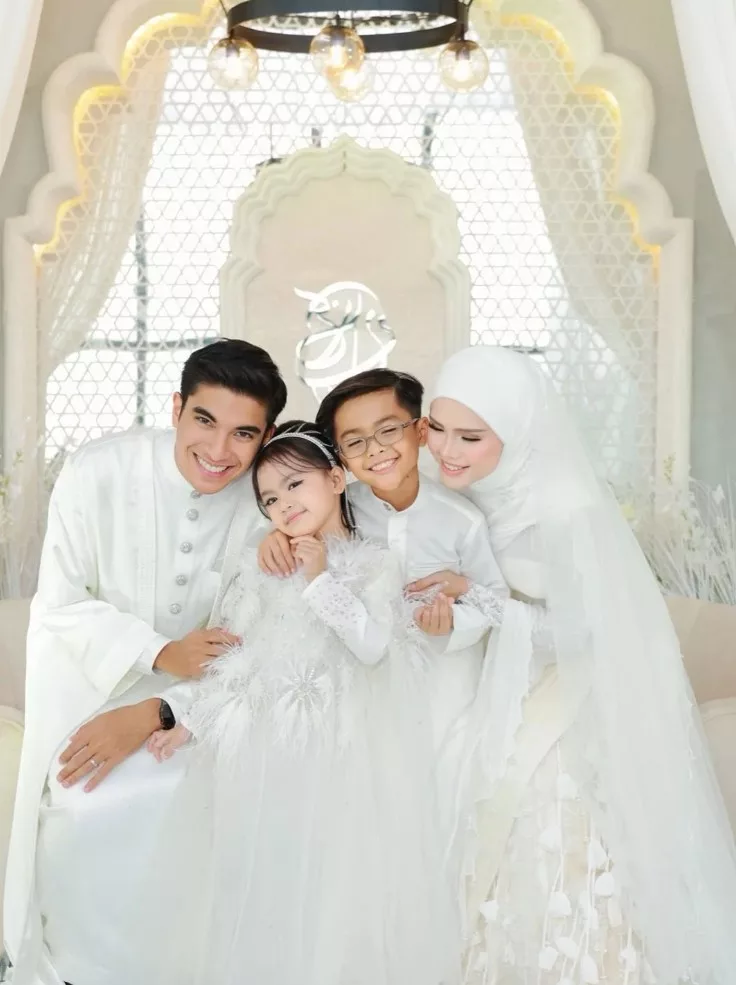 "Momen Anak-Anak Salam Cium Tangan, Hantar Anak Sekolah Cukup Berharga" – Syed Saddiq 4 "Momen Anak-Anak Salam Cium Tangan, Hantar Anak Sekolah Cukup Berharga" – Syed Saddiq