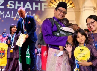Gagal Pada Percubaan Pertama, Anak Malaysia Usia 8 Tahun Bangkit Jadi Juara Dunia Bahasa Inggeris Di Itali! Gagal Pada Percubaan Pertama, Anak Malaysia Usia 8 Tahun Bangkit Jadi Juara Dunia Bahasa Inggeris Di Itali!