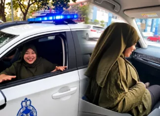 Mengidam Nak Naik Kereta Peronda Polis, Hasrat Ibu Hamil Ditunaikan! Ramai Puji Suami!
