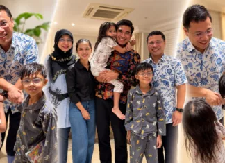 Ayden & Ara Pandai Bawa Diri Bertemu Menteri Singapura, Cara Syed Saddiq Ajar Adab Bersalam Dipuji Ramai!